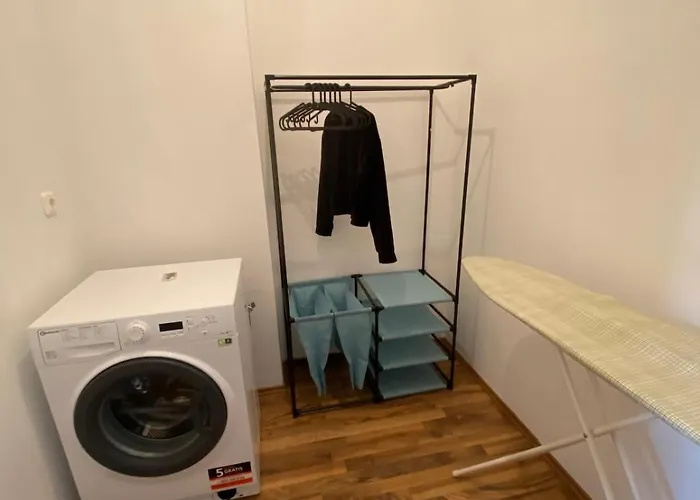 Stilvolles Loft Mit Kostenlosem Fahrrad Lägenhet *